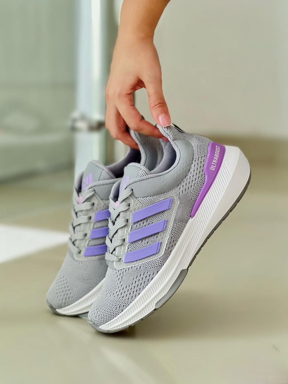 Adidas Ultraboost / Gris - Lila