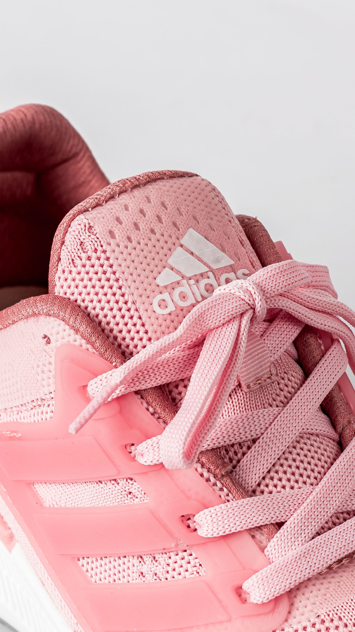 Adidas Ultraboost / Rosado